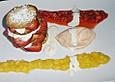 Mille feuille von Erdbeeren und Mandel-Tuilles, Cantalupe-Melonen-Sorbet