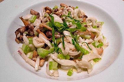 Tintenfisch - 'Spaghetti' mit Pfifferling - Stangensellerie - So&szlig;e 1