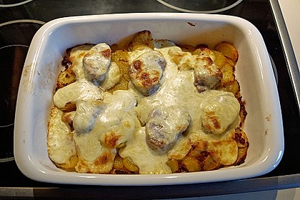 Bratkartoffelauflauf mit Medaillons 1