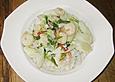 Spargel und Garnelen in Kokosmilchsauce aus dem Wok