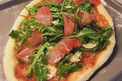 Rucola - Parma - Pizza  Teigrezept mit geriebener Kartoffel 2