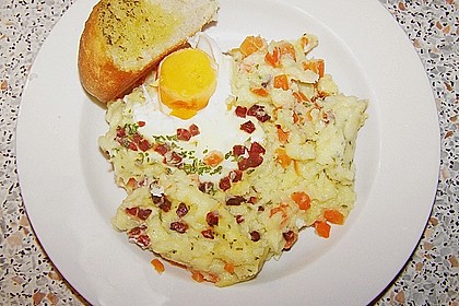 Kartoffelp&uuml;ree - Auflauf mit Ei 1