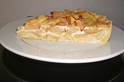 Apfelkuchen mit Amaretto - Sahne - Guss 8