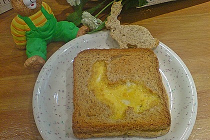 Eier im Toastbrot mit Rosmarin - Butter 44