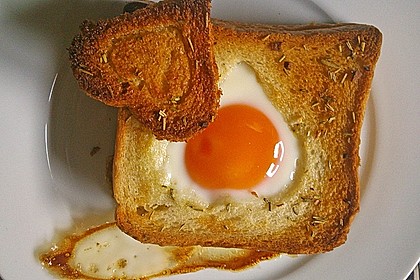 Eier im Toastbrot mit Rosmarin - Butter 28