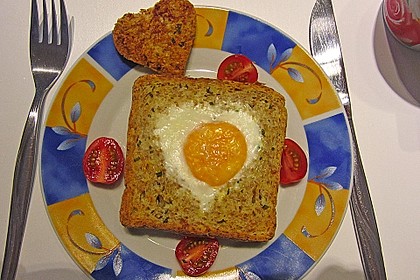 Eier im Toastbrot mit Rosmarin - Butter 21