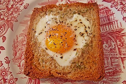 Eier im Toastbrot mit Rosmarin - Butter 31