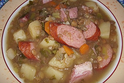 Linsensuppe nach Mutters Art