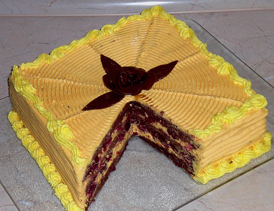 Torte mit eierlikör