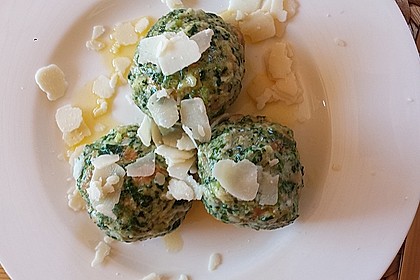 Spinatkäseknödel 4