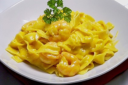 Tagliatelle mit Gambas in einer Krustentier - Safran Sauce 5