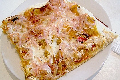 K&uuml;rbis - Zwiebel - Pizza 1
