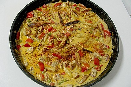 Schupfnudelpfanne mit Gem&uuml;se und H&auml;hnchen
