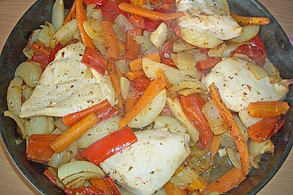 Backofenpfanne mit H&auml;hnchenbrust & Kartoffeln
