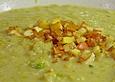 Rosenkohlsuppe mit Apfel - Walnuss - Einlage
