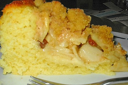 Apfelkuchen mit Rosinen und Zimt 1