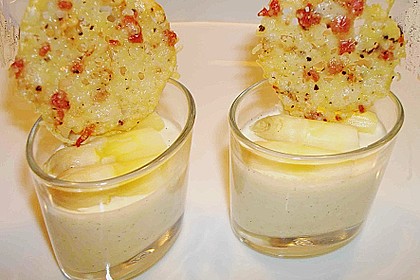 Spargel - Panna Cotta mit K&auml;se - Schinken - Crackern