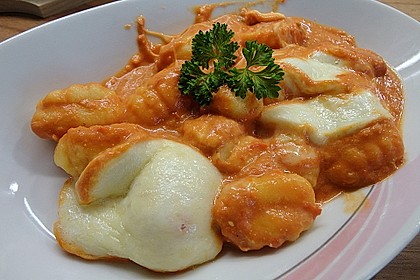 Gnocchi aus dem Ofen in Paprika - Tomaten - Sauce 10