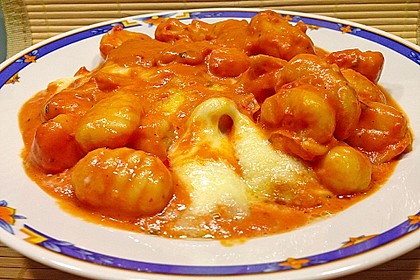 Gnocchi aus dem Ofen in Paprika - Tomaten - Sauce 12