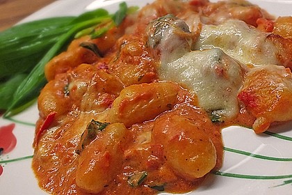 Gnocchi aus dem Ofen in Paprika - Tomaten - Sauce 4