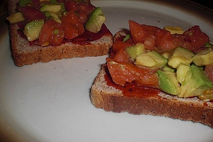 Julies Toast - Bruschetta mit Avocado 4