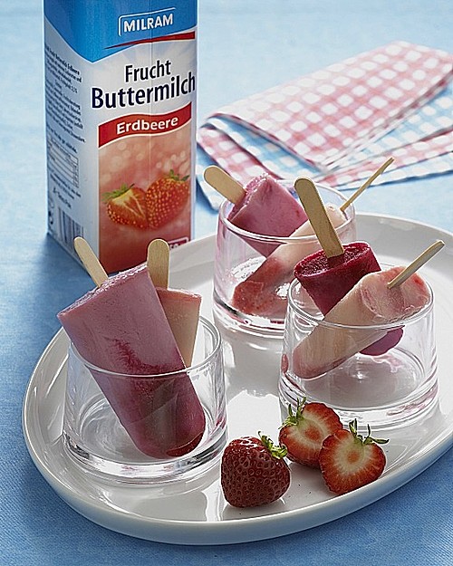 MILRAM Frucht Buttermilch Erdbeeren Kirsche-Banane Diät Eis am Stiel ...