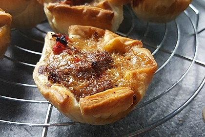 Herzhafte Blätterteig - Gehacktes - Muffins 16