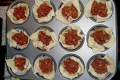 Herzhafte Blätterteig - Gehacktes - Muffins 10