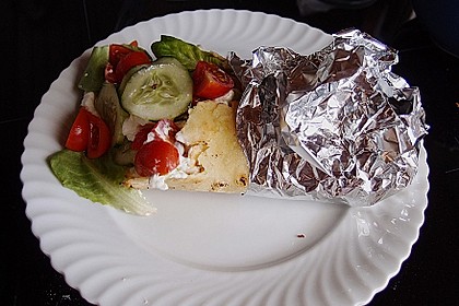 Chicken Wrap mit Gemüse, Guacamole und Crème fraîche 23