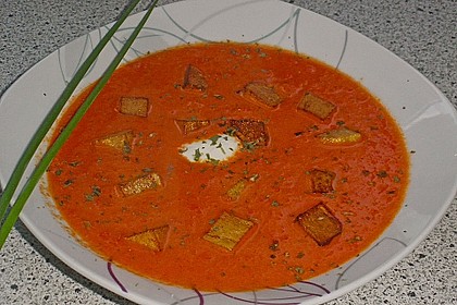 W&uuml;rzige Paprikasuppe 1