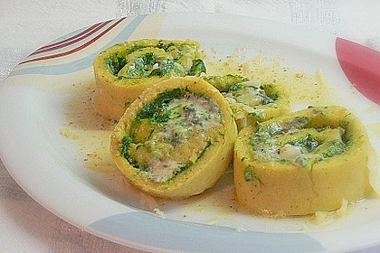 Kartoffel - B&auml;rlauchroulade mit Gorgonzolaf&uuml;lle