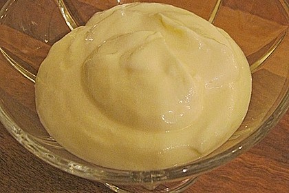 Quark - Creme mit  Mascarpone und Erdbeermus 1