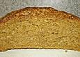 Herzhaftes Malzbrot aus Sauerteig mit verschiedenen Samen und K&ouml;rnern