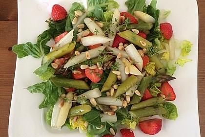Marinierter Spargel - Erdbeer - Salat 1