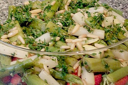 Marinierter Spargel - Erdbeer - Salat 20