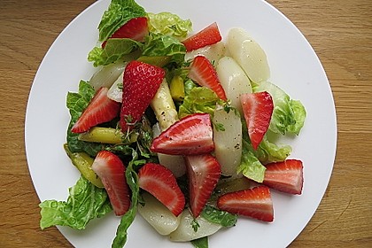 Marinierter Spargel - Erdbeer - Salat 4