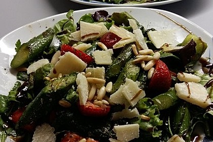 Marinierter Spargel - Erdbeer - Salat 6