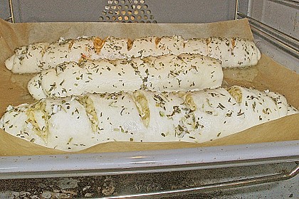 Gr&uuml;nes und rotes Pestobrot 8