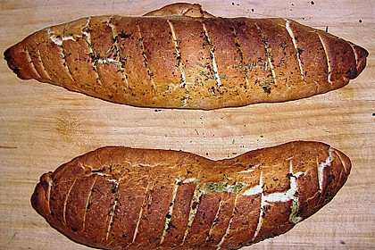 Gr&uuml;nes und rotes Pestobrot 12