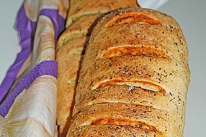 Gr&uuml;nes und rotes Pestobrot 18