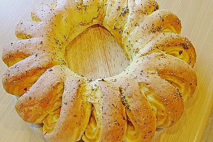 Gr&uuml;nes und rotes Pestobrot 40