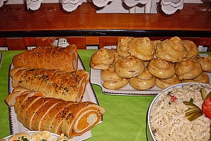 Gr&uuml;nes und rotes Pestobrot 107