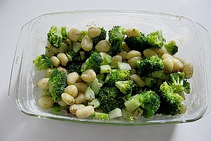Gnocchi - Tomaten - Brokkoliauflauf