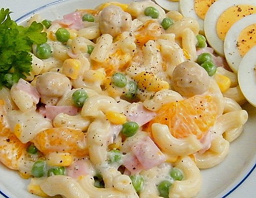 Omas Nudelsalat mit Mandarinen und Erbsen (Rezept mit Bild) | Chefkoch.de