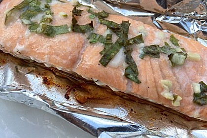 Lachs in Zitronen - Knoblauch - Öl 6