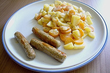 M&ouml;hrenpfanne mit Rostbratw&uuml;rstchen
