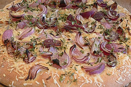 Schiacciata mit roten Zwiebeln 1