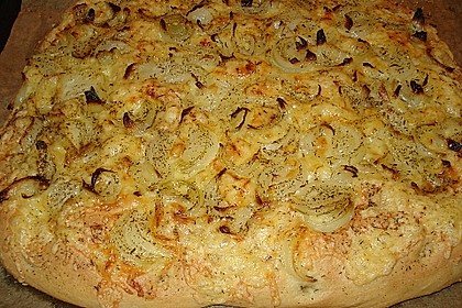 Schiacciata mit roten Zwiebeln 13