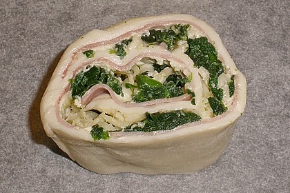Blätterteigschnecken mit Spinat - Schinken - Füllung 4