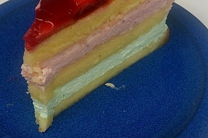 Mai - Torte mit Erdbeeren und Waldmeister 21